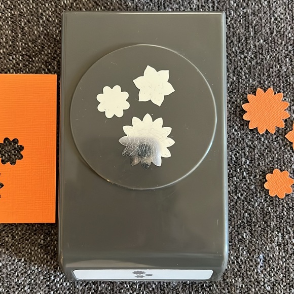 Stampin’ Up! Boho Blossoms Punch - Picture 2 of 6